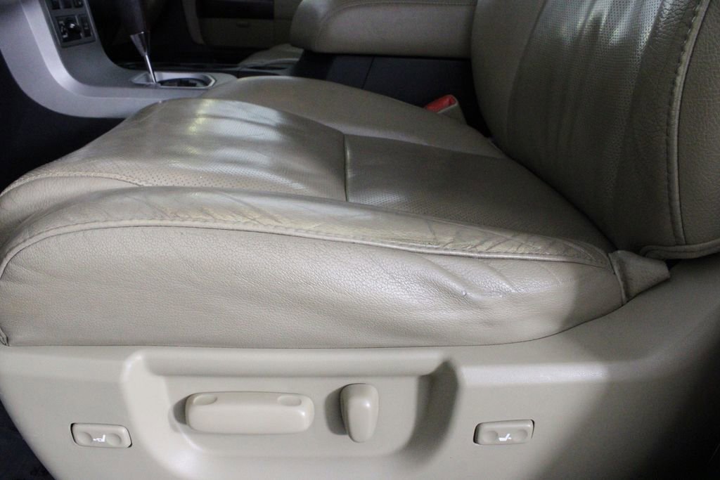 Used 2012 Toyota Sequoia Platinum image 23