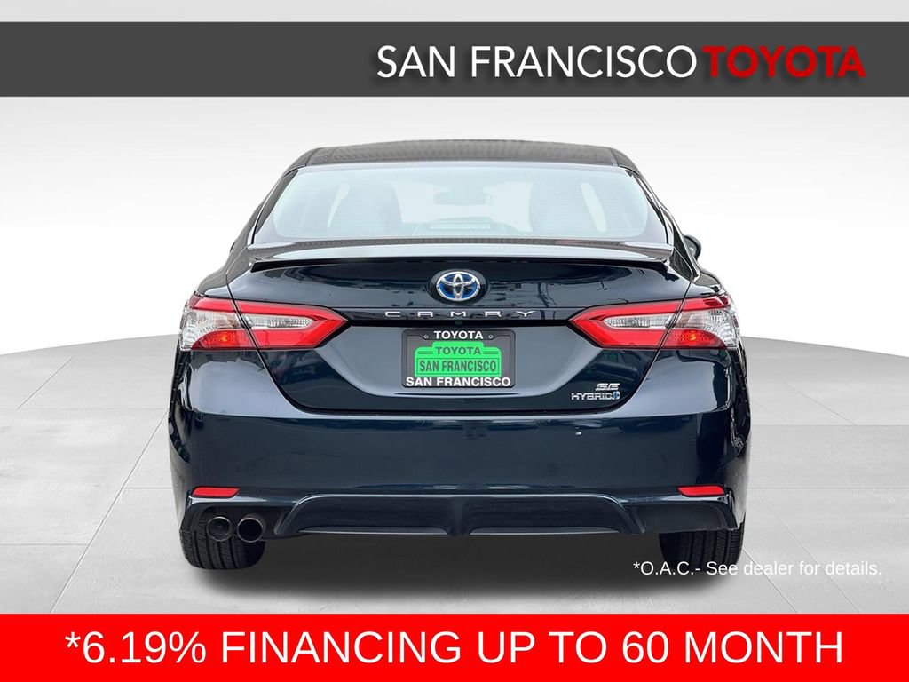 Certified 2018 Toyota Camry SE FWD image 4