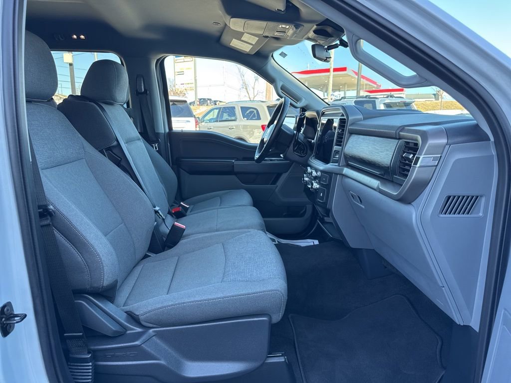 Used 2025 Ford F150 XLT w/ Equipment Group 301A Standard image 20