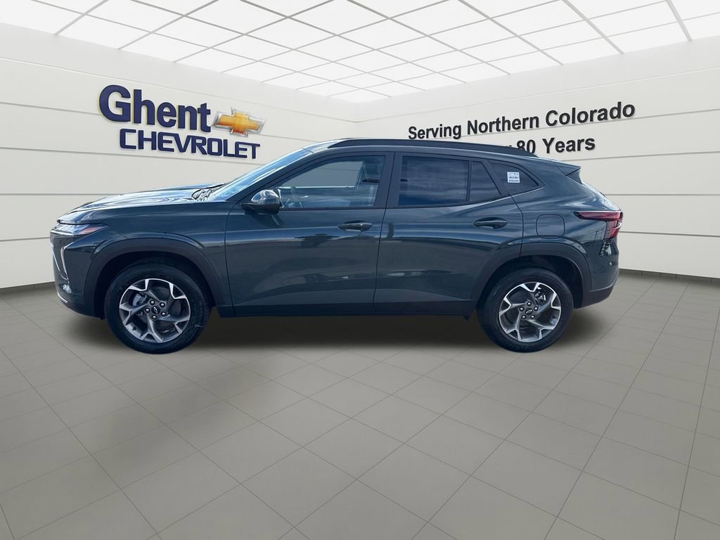 New 2026 Chevrolet Trax LT w/ Driver Confidence Package image 2