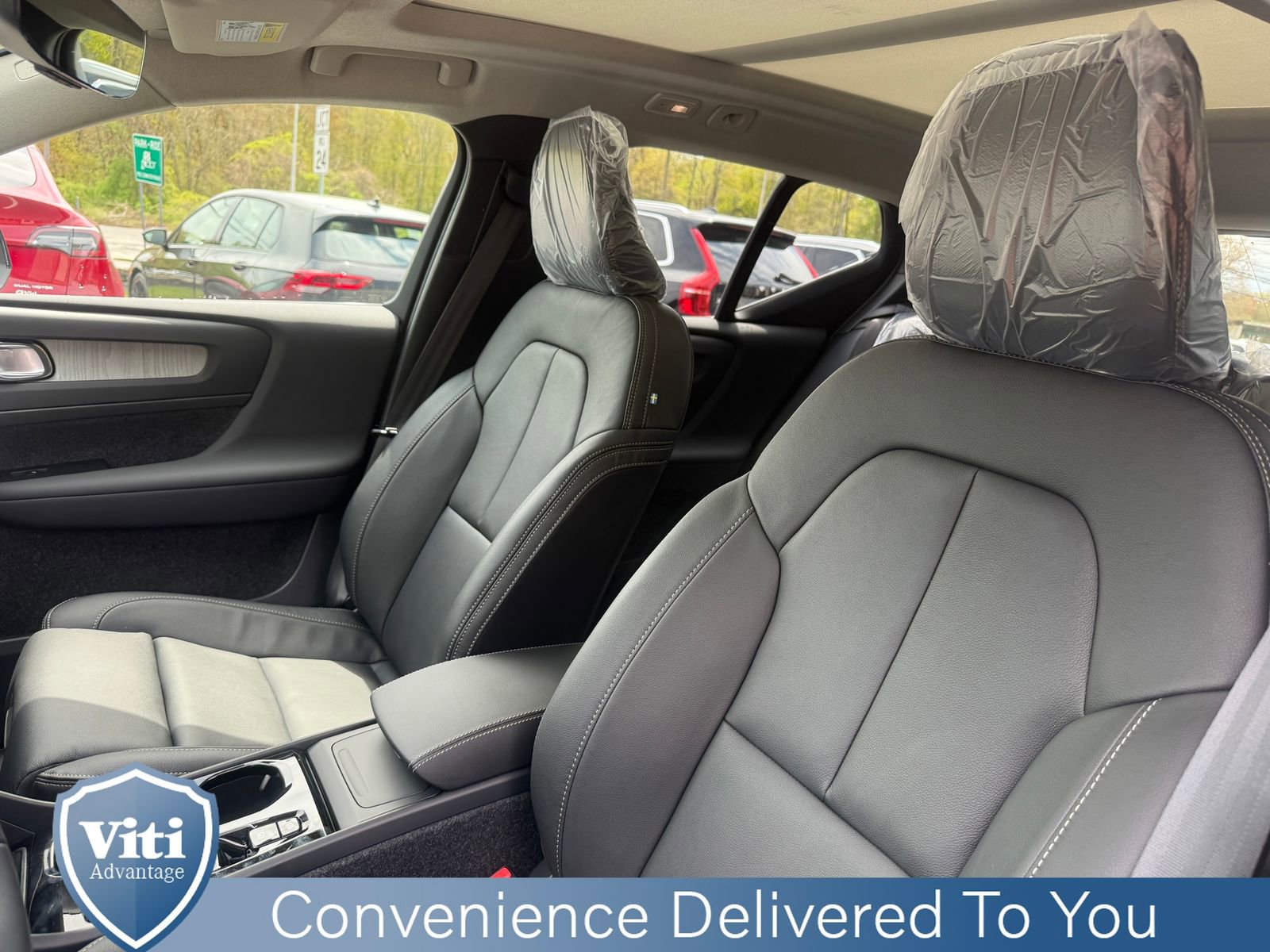 New 2026 Volvo XC40 B5 Plus w/ Protection Package Premier AWD/4WD image 13