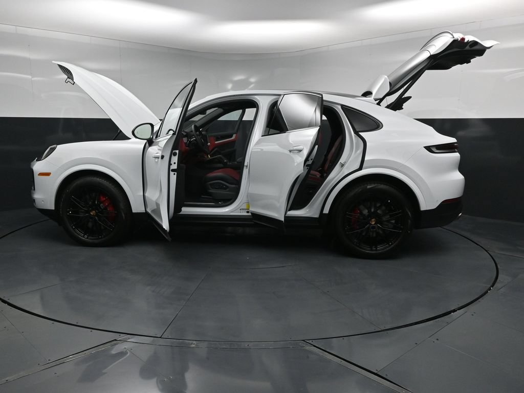 New 2026 Porsche Cayenne S AWD/4WD image 32