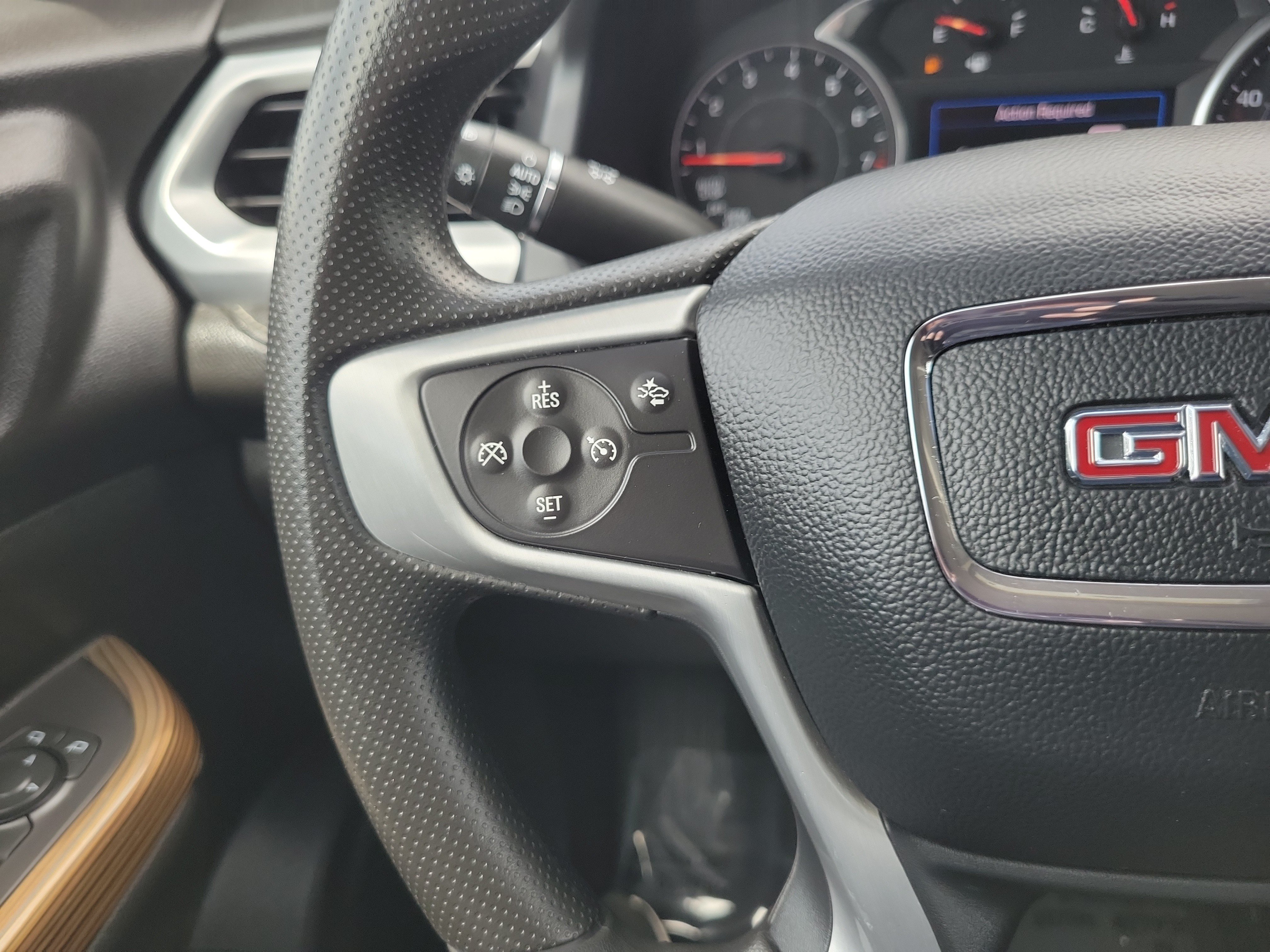 Used 2021 GMC Acadia SLE AWD/4WD image 17