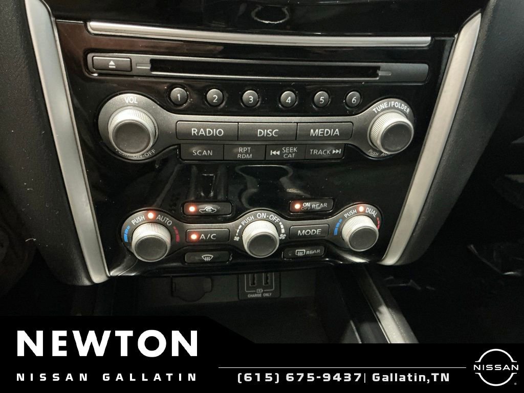 Used 2018 Nissan Pathfinder S FWD image 24