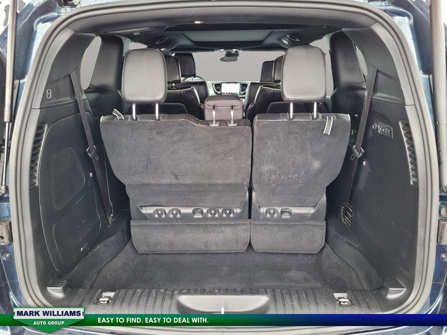 Used 2022 Chrysler Pacifica Limited w/ S Appearance Package image 31