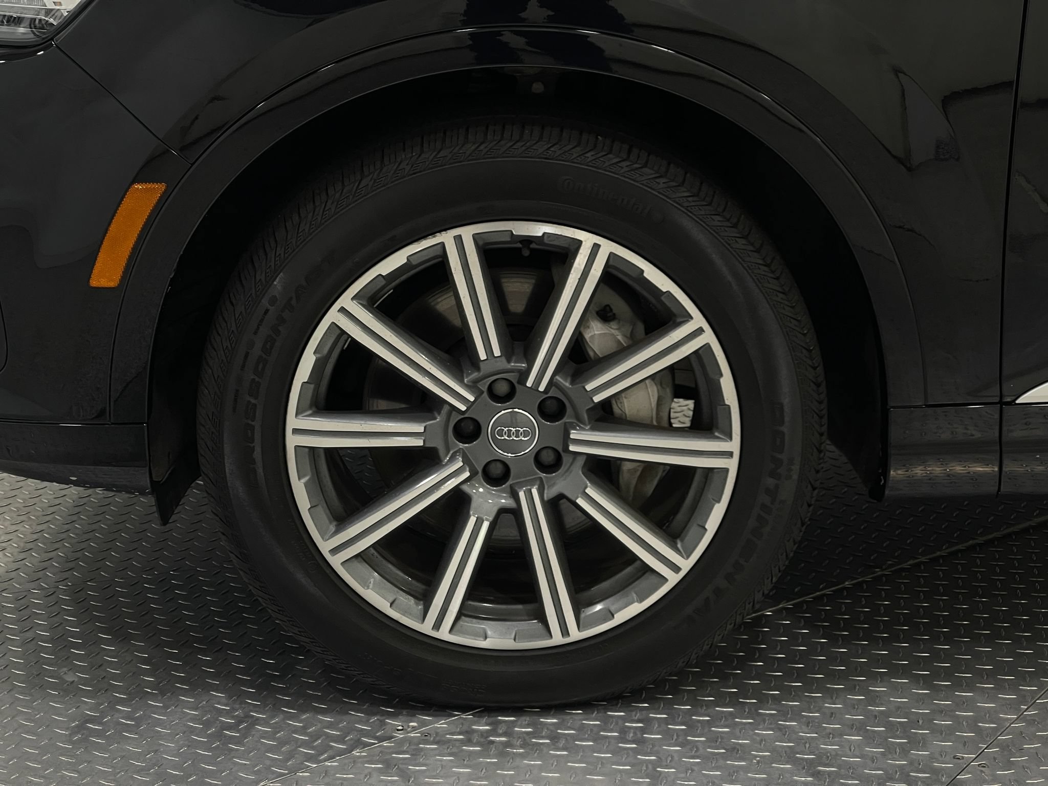 Used 2019 Audi Q7 3.0T Prestige AWD/4WD image 37