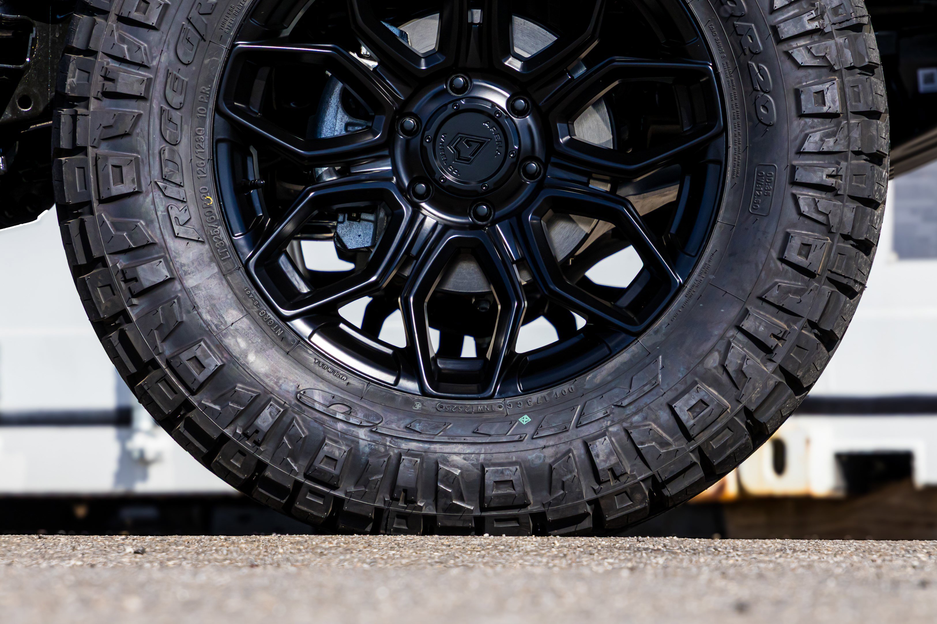 New 2025 Ford Bronco Badlands image 17