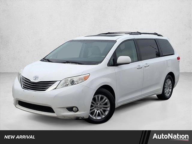 Used 2014 Toyota Sienna XLE