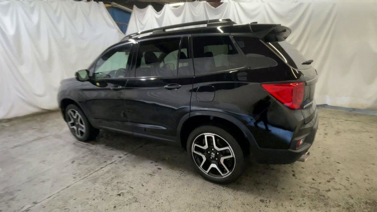 Used 2022 Honda Passport Elite image 6