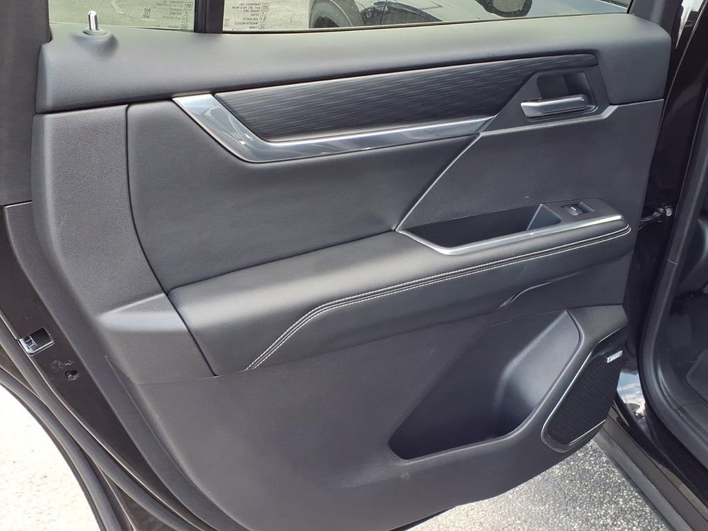 Certified 2025 GMC Acadia Elevation image 15