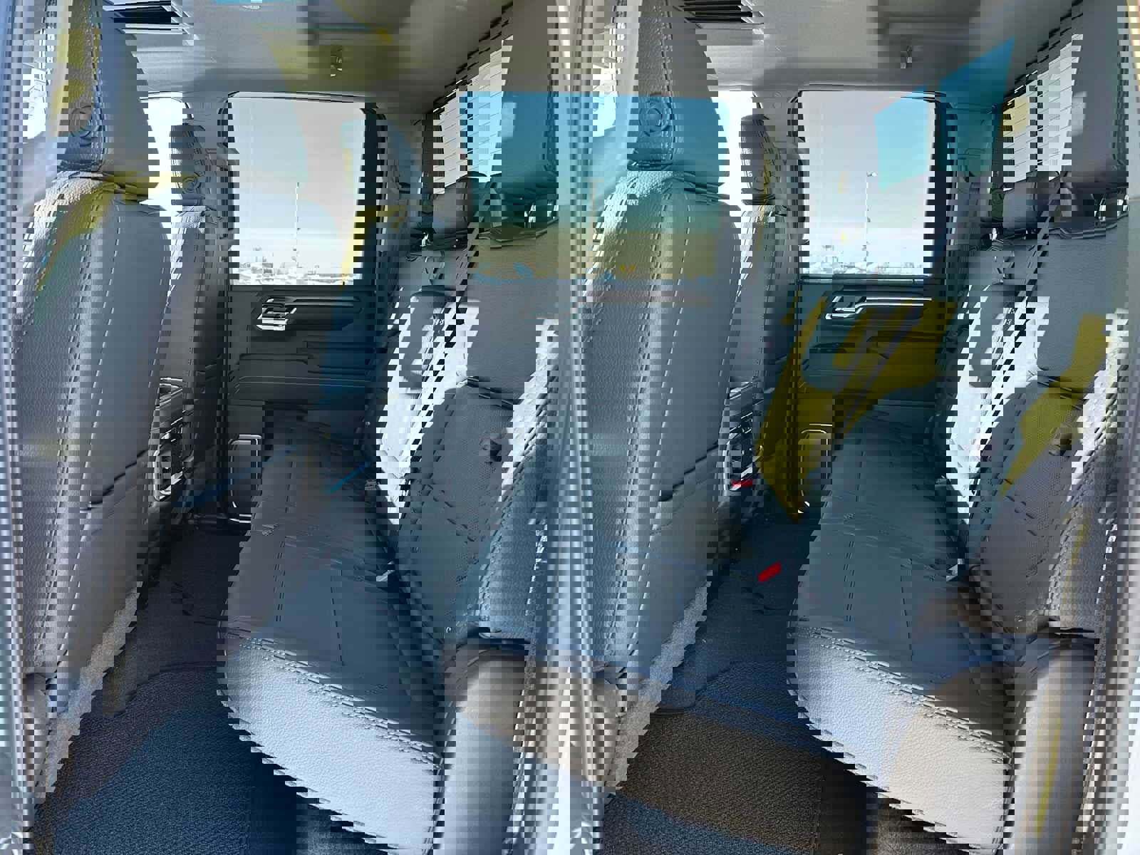 New 2026 GMC Sierra 2500 Denali w/ Denali Reserve Package image 16