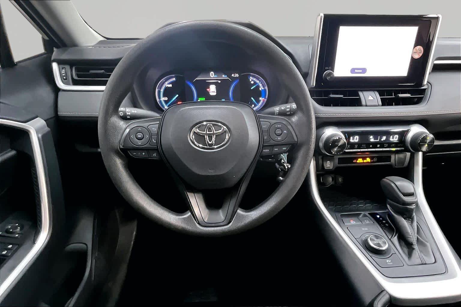 Used 2025 Toyota RAV4 LE AWD/4WD image 6