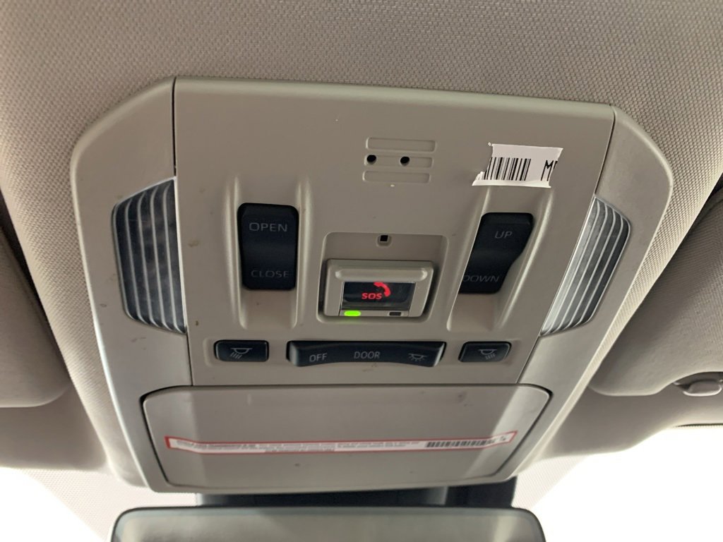 Used 2021 Toyota Highlander XLE image 16