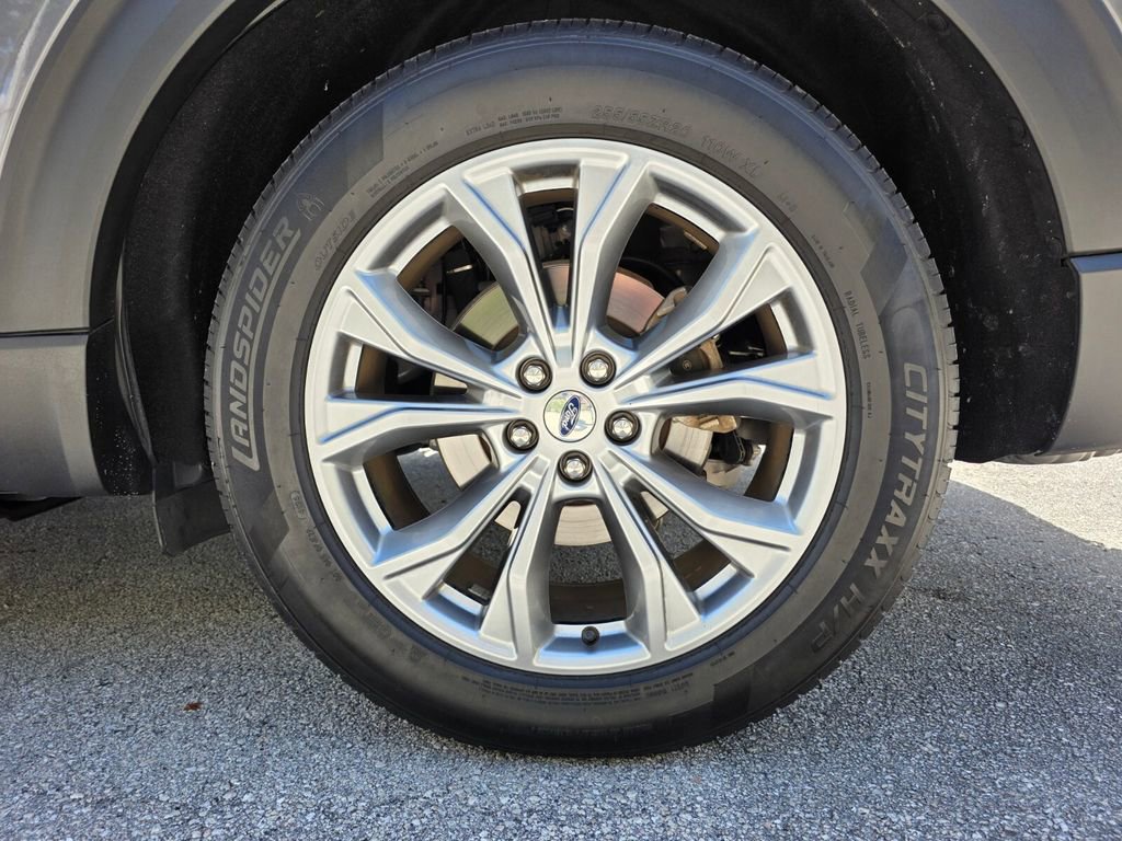 Used 2021 Ford Explorer XLT w/ Equipment Group 202A image 17