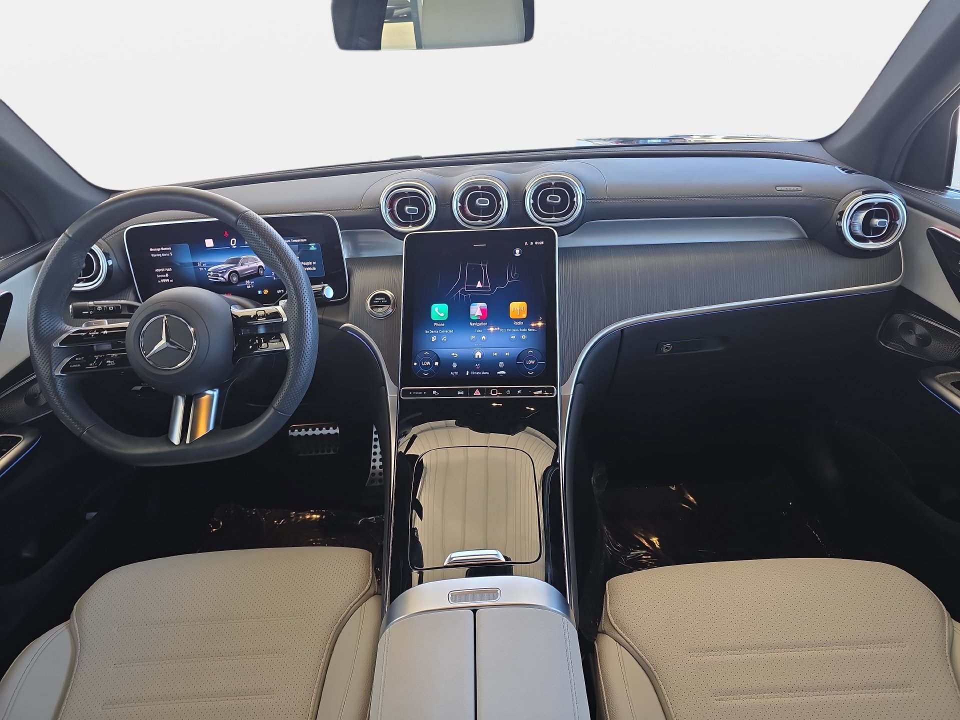 Certified 2026 Mercedes-Benz GLC 300 4MATIC image 9