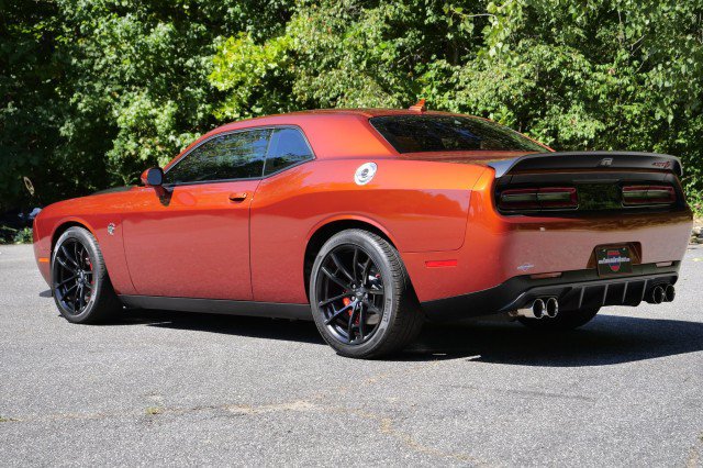 Used 2022 Dodge Challenger SRT Hellcat w/ Plus Package RWD image 8