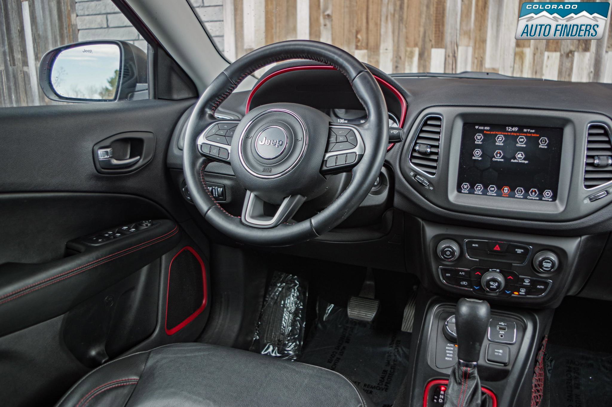 Used 2020 Jeep Compass Trailhawk AWD/4WD image 15