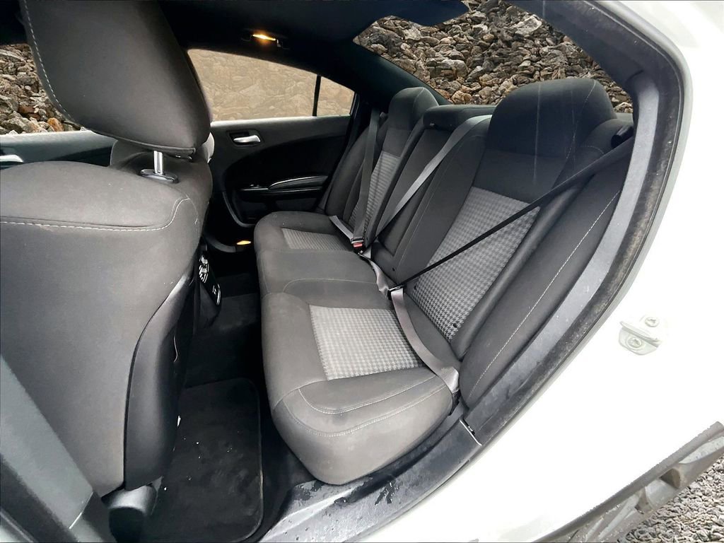 Used 2022 Dodge Charger R/T w/ Blacktop Package image 22