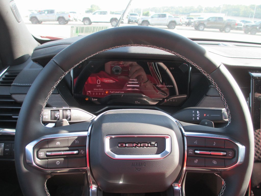 New 2025 GMC Acadia Denali image 22