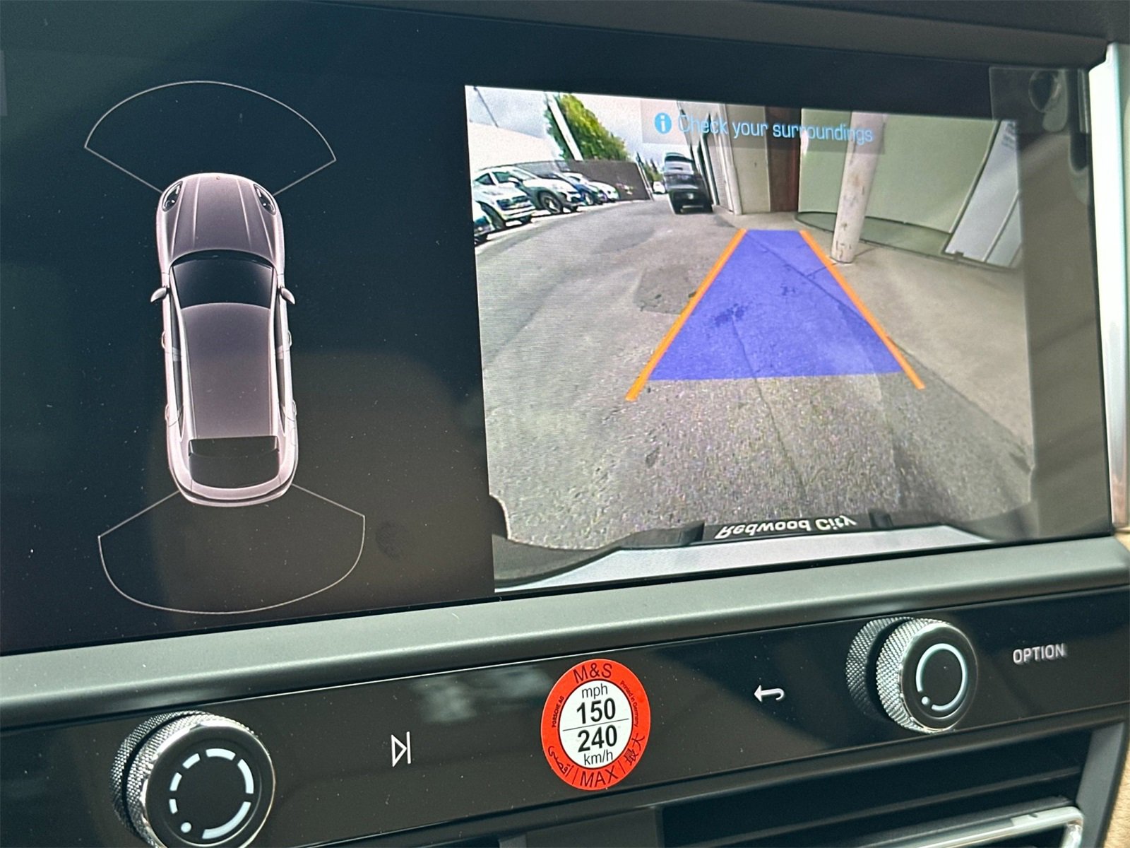 New 2026 Porsche Macan image 23