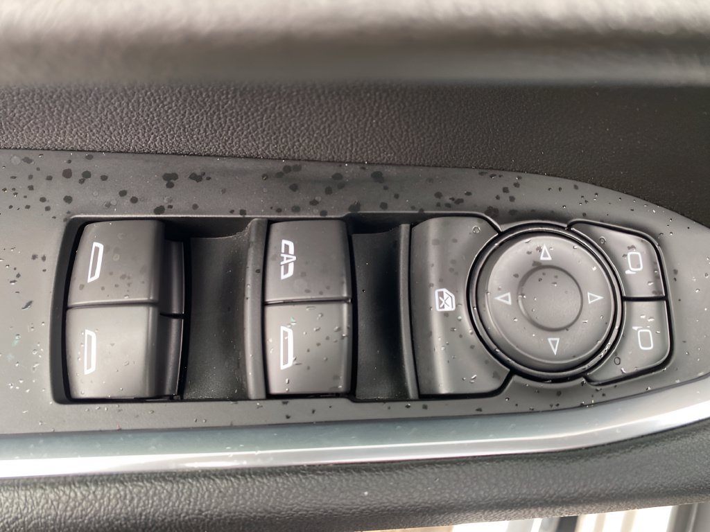 Used 2026 Chevrolet Silverado 2500 LT AWD/4WD image 11