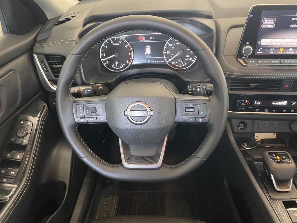 Certified 2026 Nissan Rogue SV FWD image 13