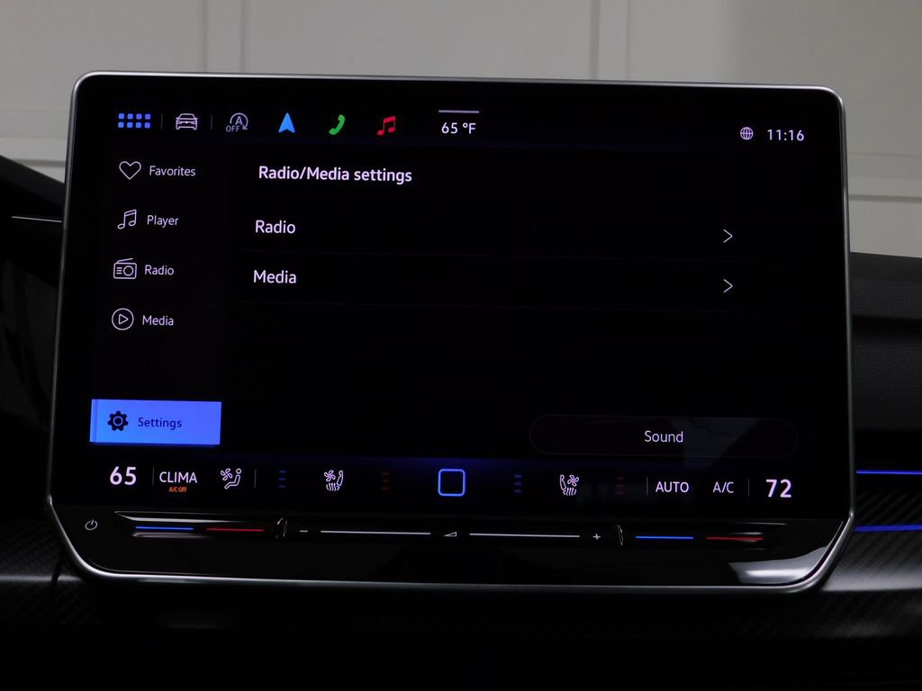 Used 2025 Volkswagen Golf R Black Edition image 66