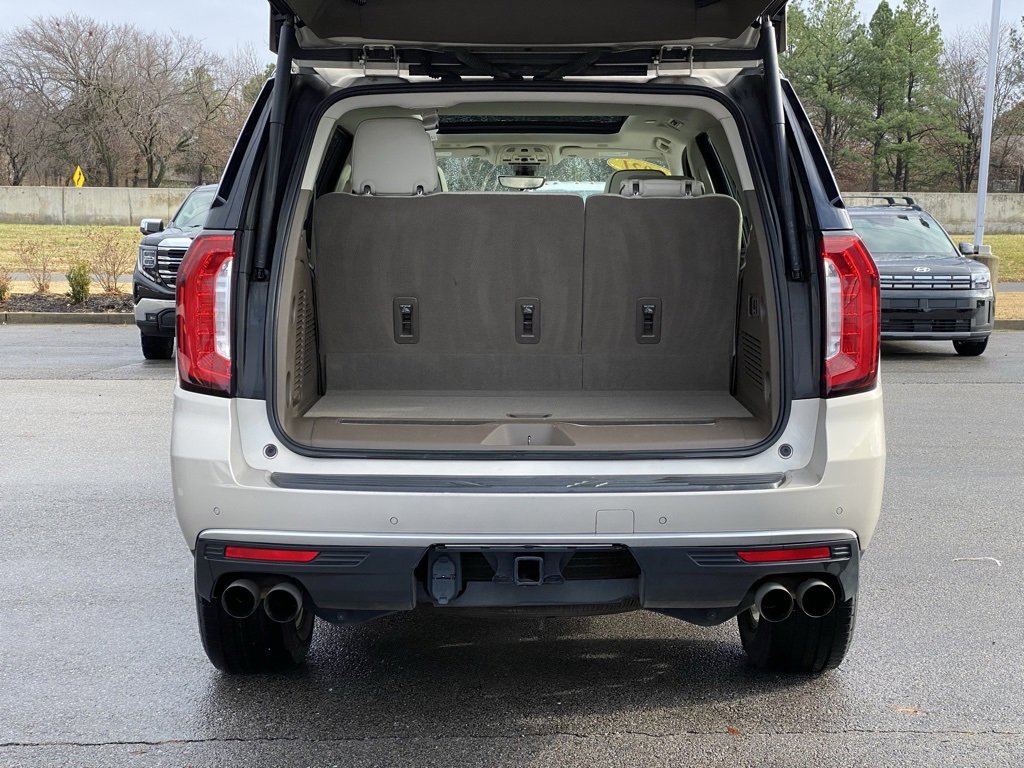 Used 2021 GMC Yukon Denali w/ Advanced Technology Package image 6