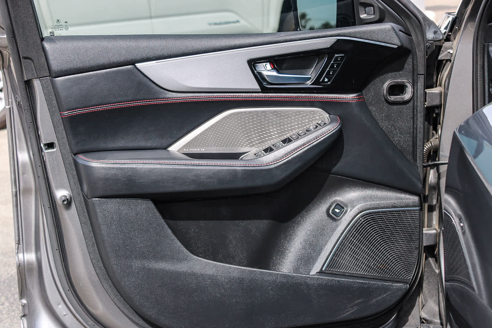 Used 2023 Acura MDX A-Spec image 22