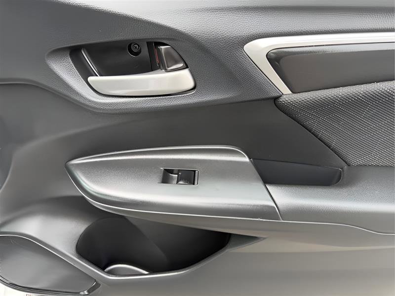 Used 2015 Honda Fit EX image 25