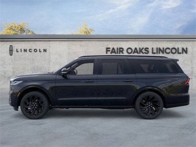 New 2025 Lincoln Navigator L Reserve w/ Jet Appearance Package image 3