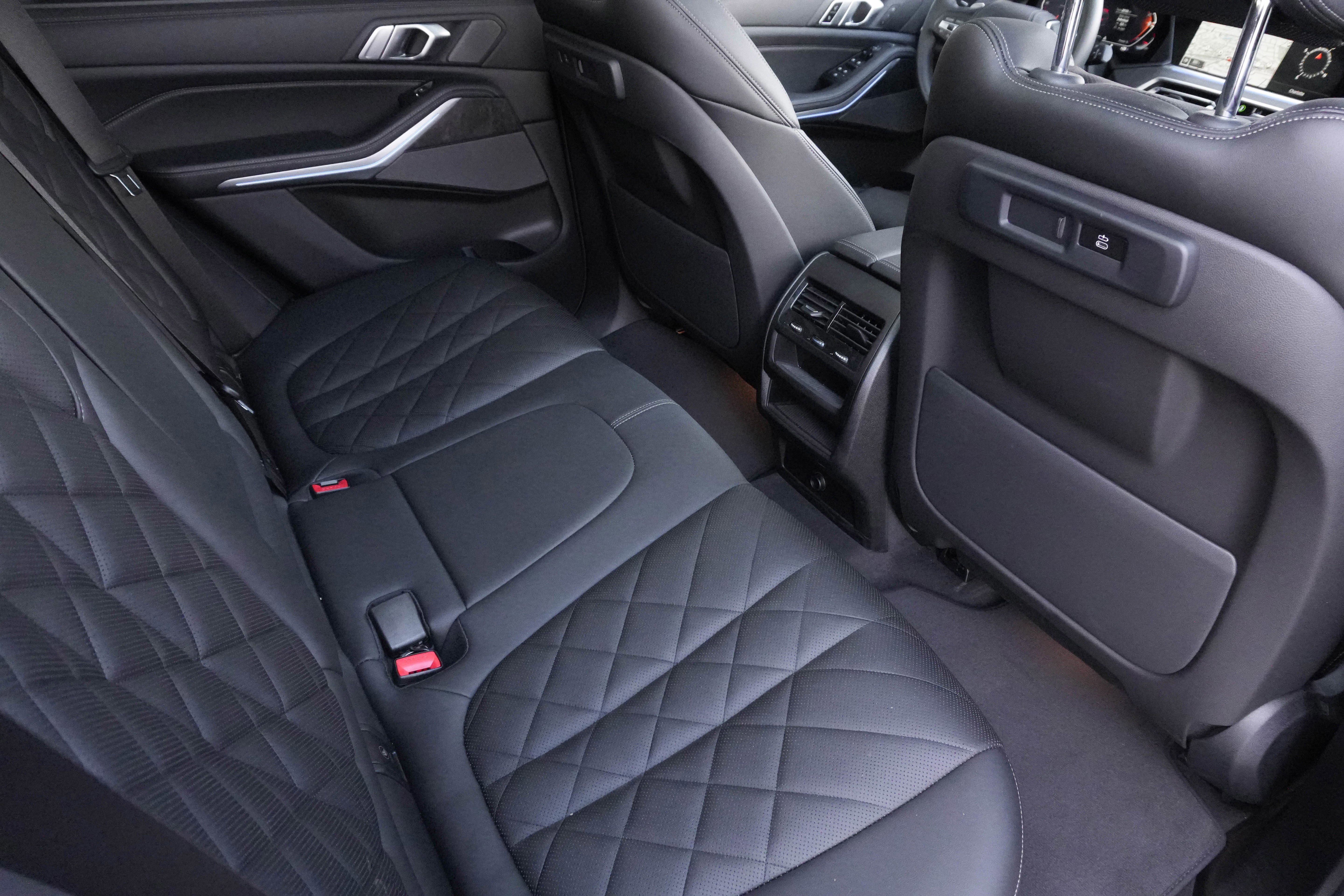 Certified 2023 BMW X5 sDrive40i w/ Premium Package image 38