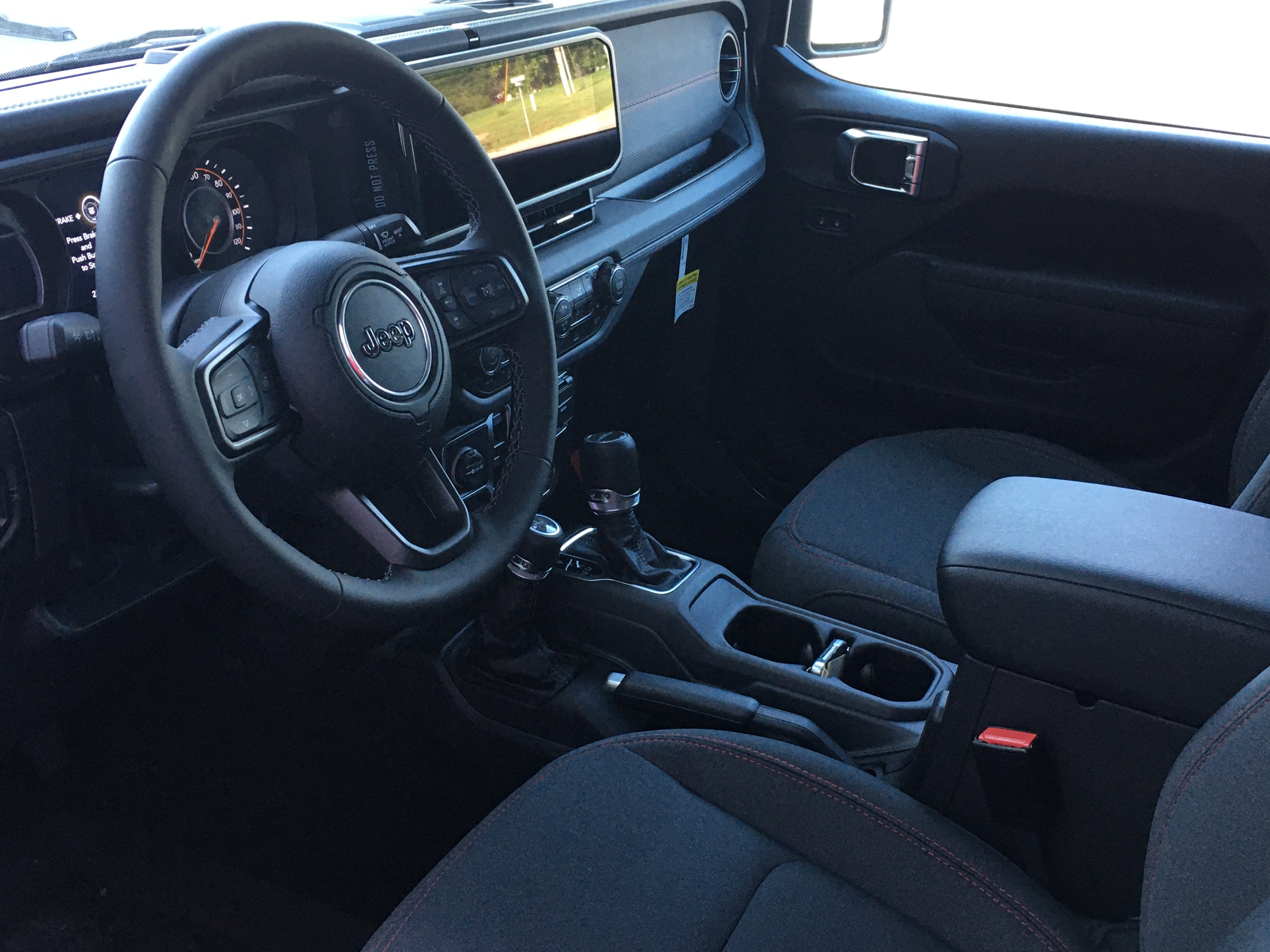 New 2025 Jeep Gladiator Rubicon w/ Convenience Group image 16