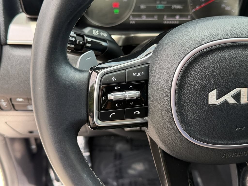 Certified 2023 Kia Sorento EX AWD/4WD image 21