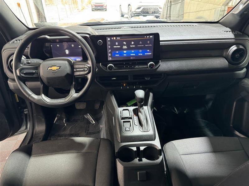 Used 2023 Chevrolet Colorado W/T RWD image 15