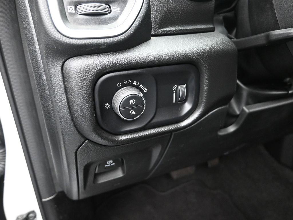 Used 2023 RAM 1500 Big Horn RWD image 11