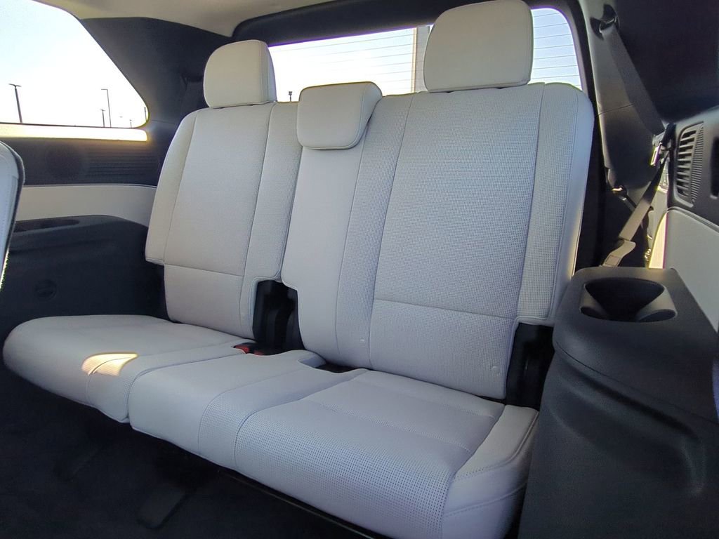 New 2026 Hyundai Palisade Calligraphy image 16