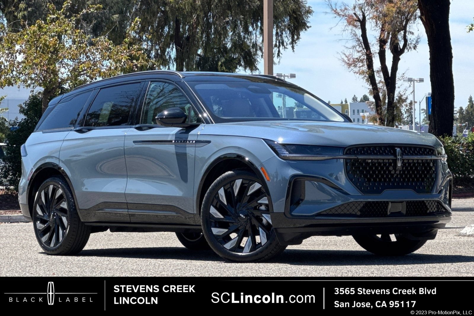 New 2026 Lincoln Nautilus Reserve w/ Jet Appearance Package