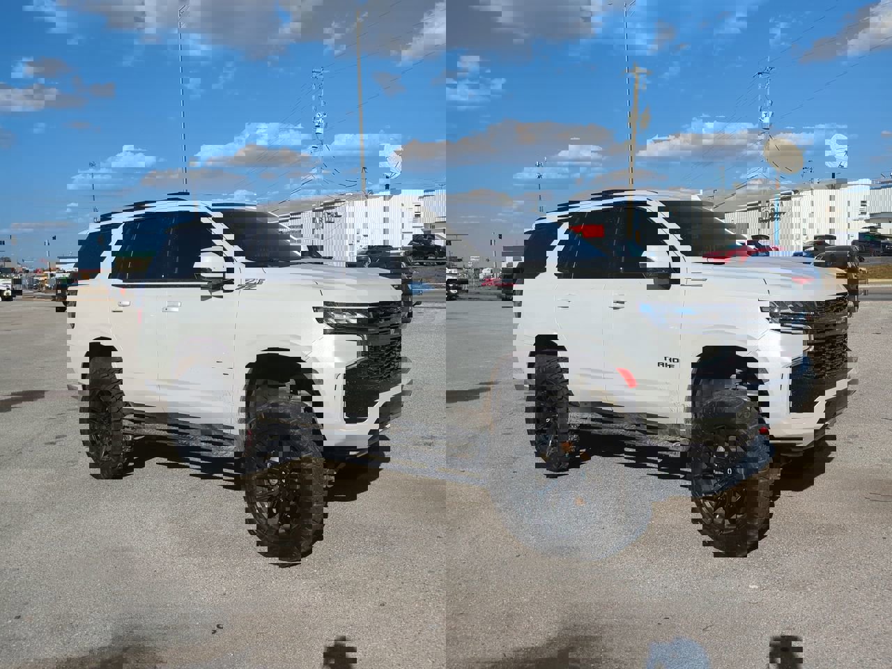 Used 2022 Chevrolet Tahoe Z71 w/ Off-Road Capability Package image 2