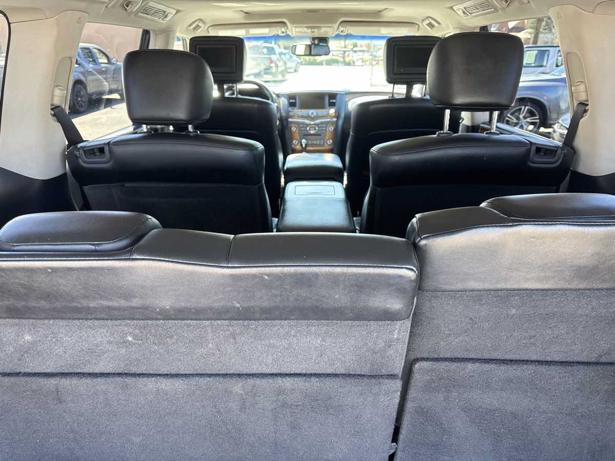 Used 2012 INFINITI QX56 4WD w/ Theater Pkg image 10
