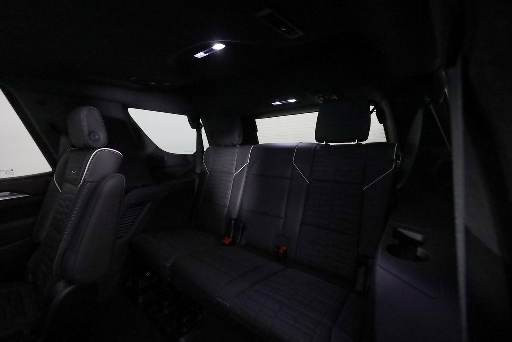 Used 2025 Cadillac Escalade V image 16
