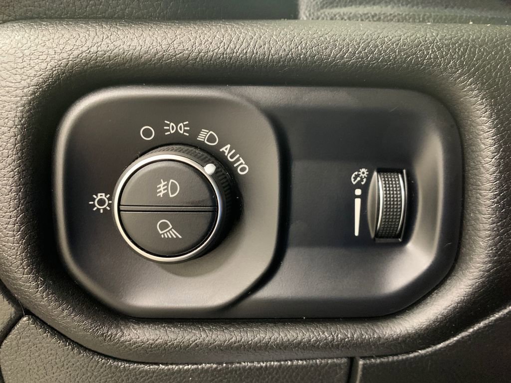 Used 2023 RAM 1500 Big Horn image 22