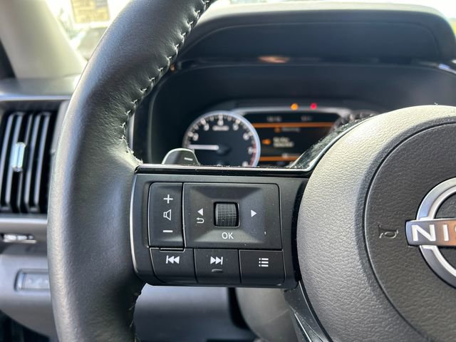 Certified 2023 Nissan Pathfinder SL w/ Black Appearance Package image 12