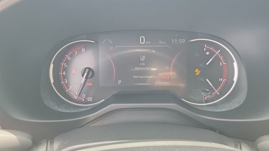 Certified 2023 Toyota RAV4 XLE FWD image 22