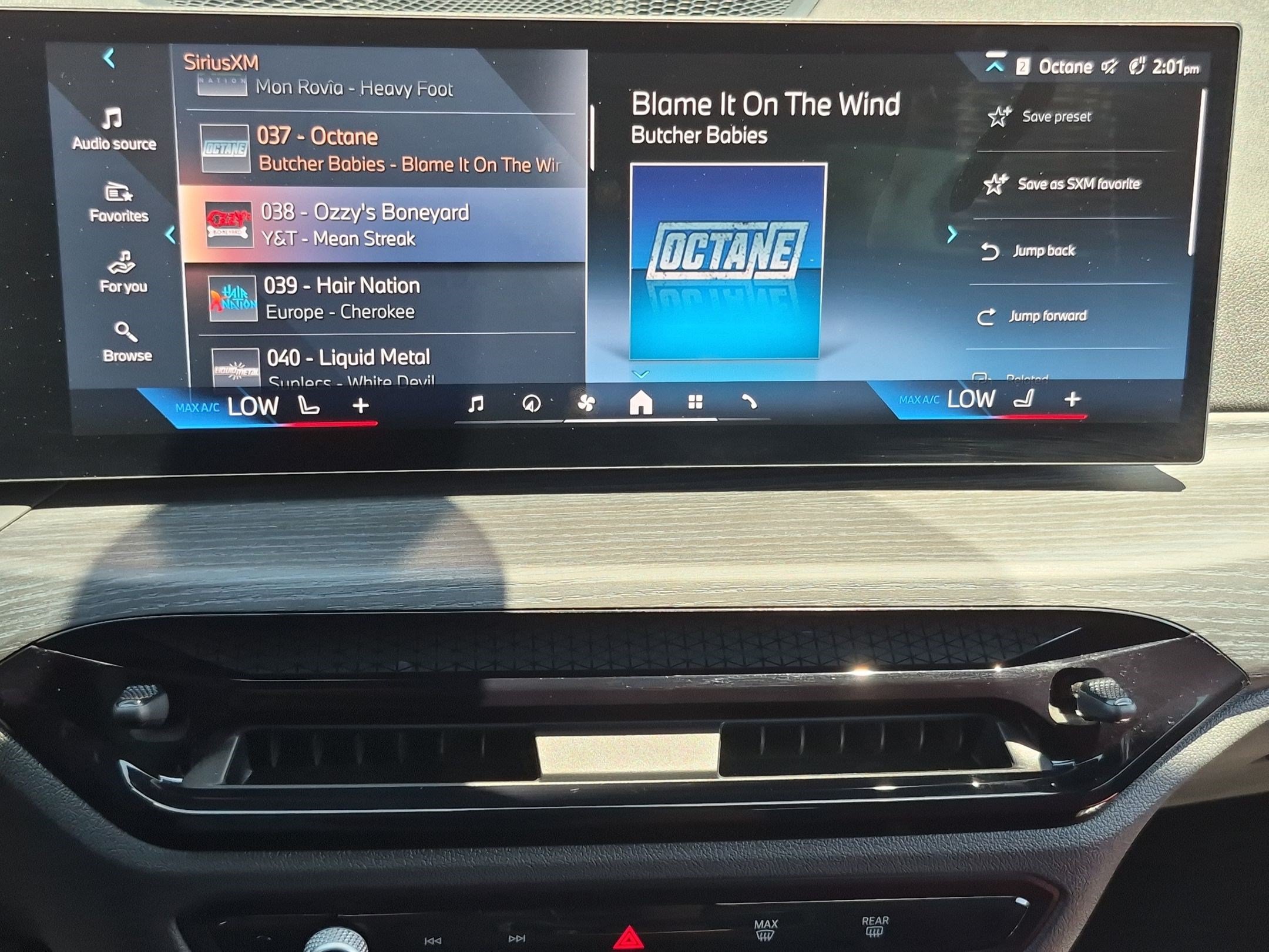Used 2025 BMW i4 eDrive40 w/ Parking Assistance Package RWD image 44