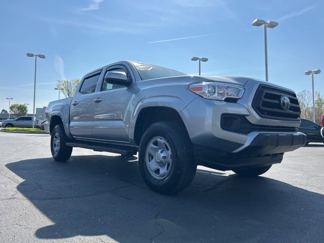 Used 2023 Toyota Tacoma SR image 3