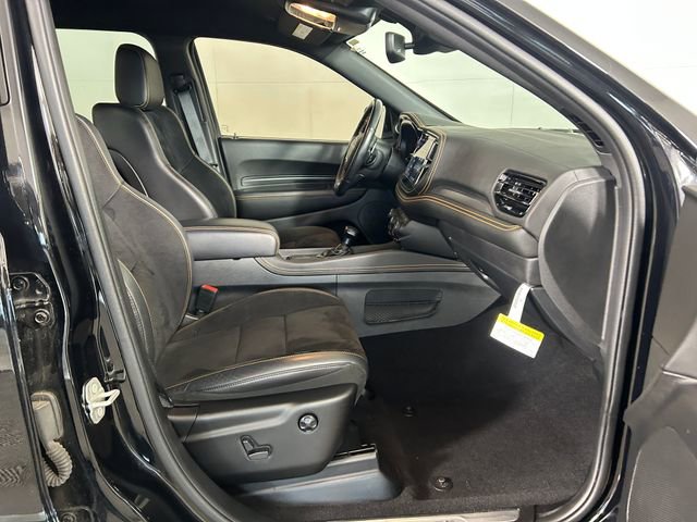 Used 2023 Dodge Durango R/T image 28