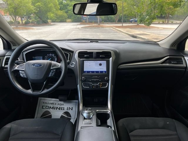 Used 2019 Ford Fusion SE AWD/4WD image 25