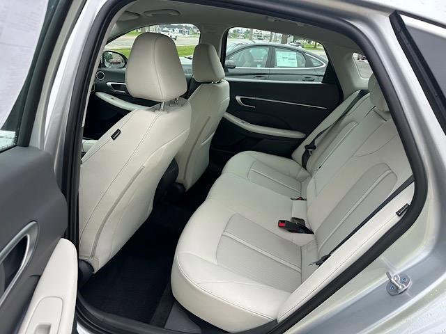 New 2025 Hyundai Sonata SEL image 9