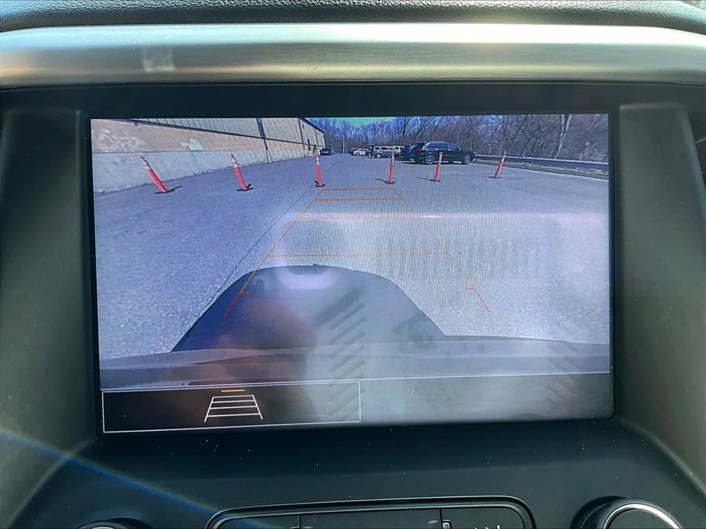 Used 2021 GMC Acadia SLE image 19